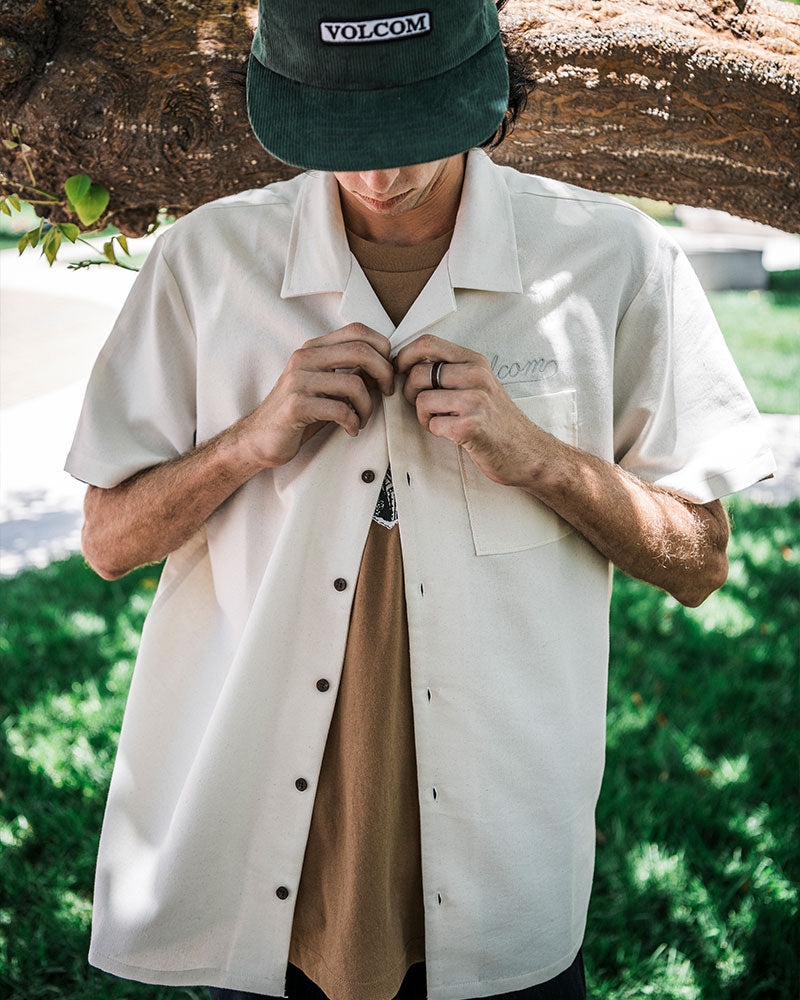 Men's Otis Stone Short Sleeve Shirt Dirty White - Volcom
