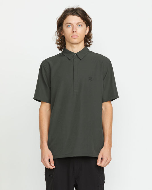 Volcom Japan Men's Sense Popover Short Sleeve Shirt Stealth - Volcom