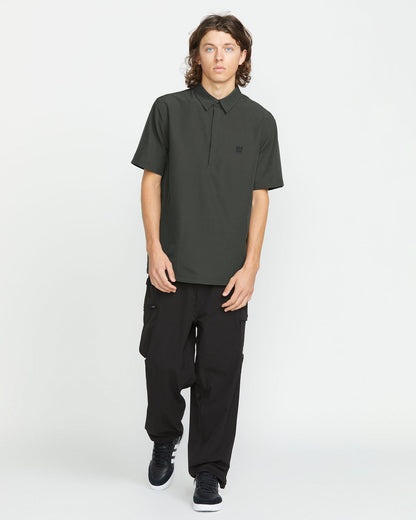 Volcom Japan Men's Sense Popover Short Sleeve Shirt Stealth - Volcom