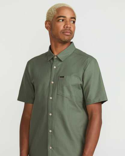 Men's Veeco Oxford Short Sleeve Shirt Light Olive - Volcom