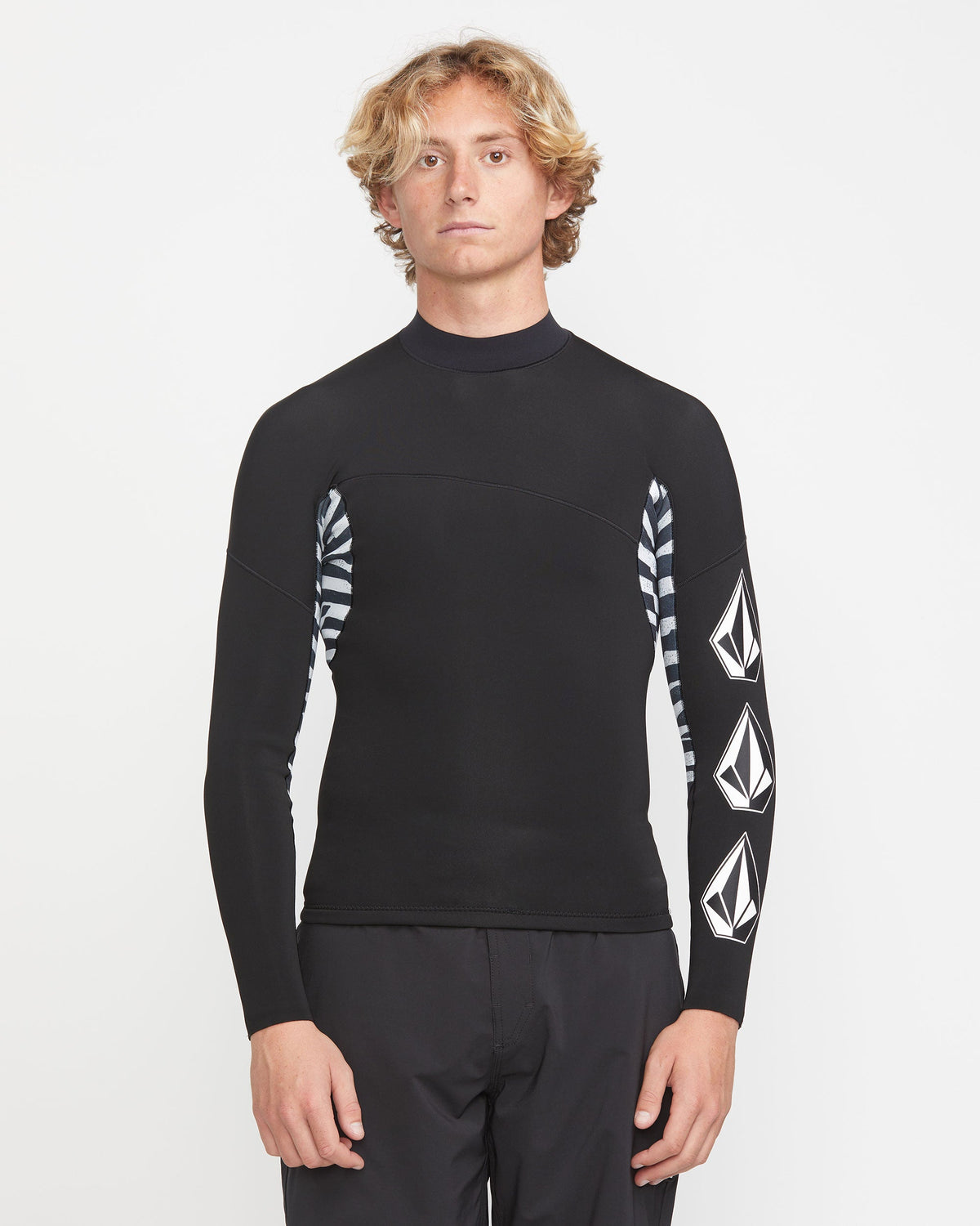 Men's 1.5MM Deadly Stone Pull Over Jacket Black - Volcom