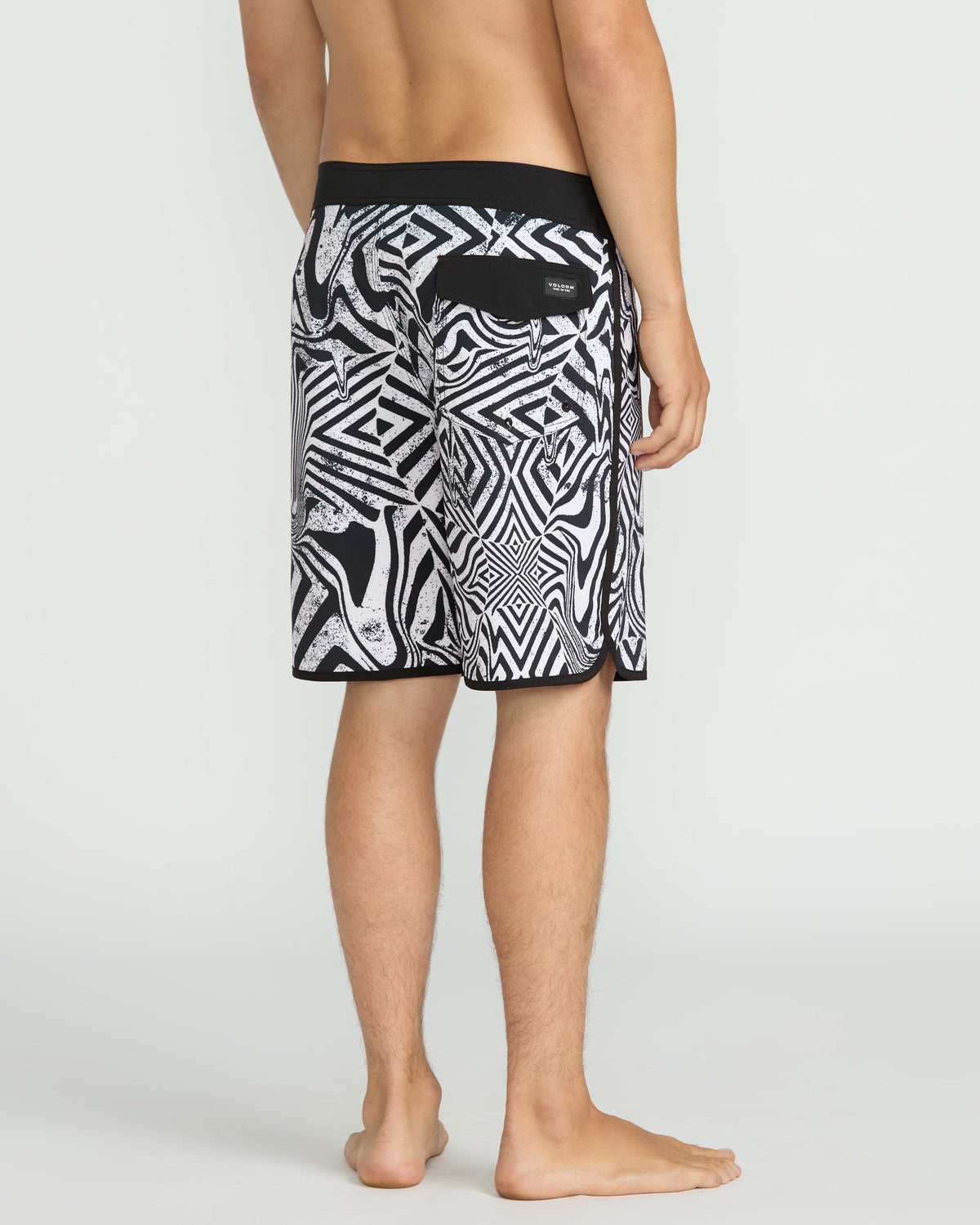 Men's Infuse Scallop Mod White/Black - Volcom